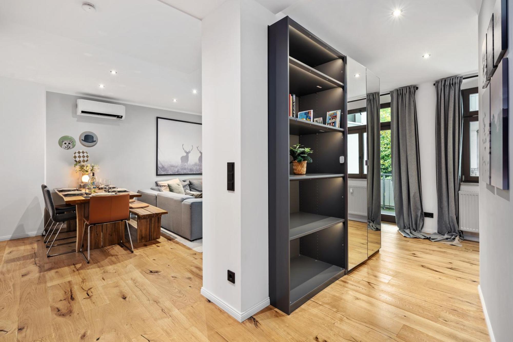 Edler Wohnraum Schlossteich-Suite 3 Sz Mit Zwei Balkonen, Kaffeevollautomat, Kamin, Klima, Lift & Zwei Parkplaetzen Chemnitz Exterior foto